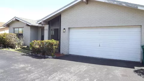 8270 NW 95th, Tamarac, FL 33321