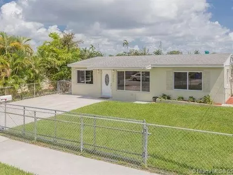 2705 Sherman, Hollywood, FL 33020