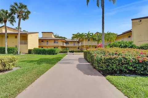 8750 Azalea Ct #103, Tamarac, FL 33321
