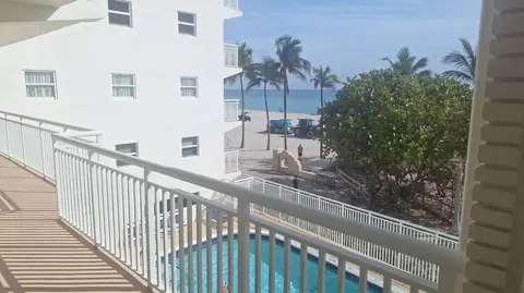 901 S Surf Rd #304, Hollywood, FL 33019