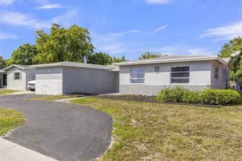 4261 NW 21st, Lauderhill, FL 33313