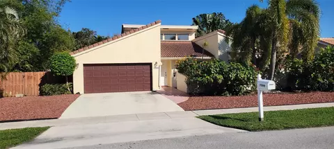 7298 NW 4th Ave, Boca Raton, FL 33487