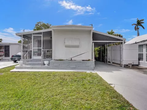 1911 SW 87th Ave, Davie, FL 33324
