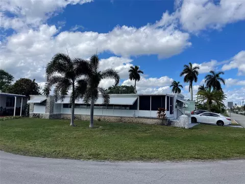 8501 SW 21st, Davie, FL 33324