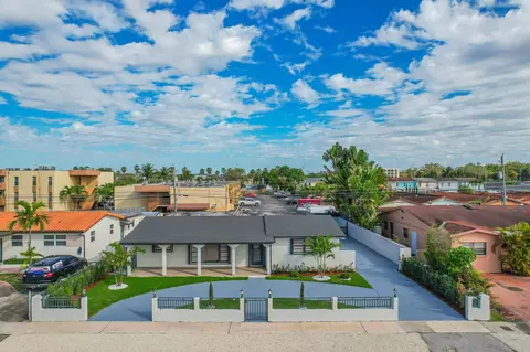 865 W 72nd Pl, Hialeah, FL 33014
