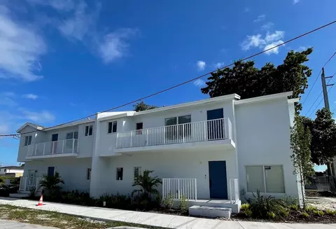 18391 SW 103rd Ct, Miami, FL 33157