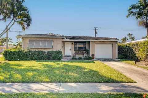 238 SE 3rd St, Dania Beach, FL 33004