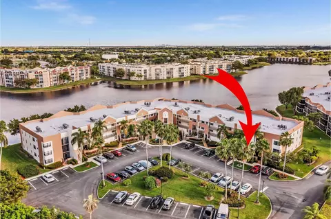 7624 Fairfax Dr #113, Tamarac, FL 33321