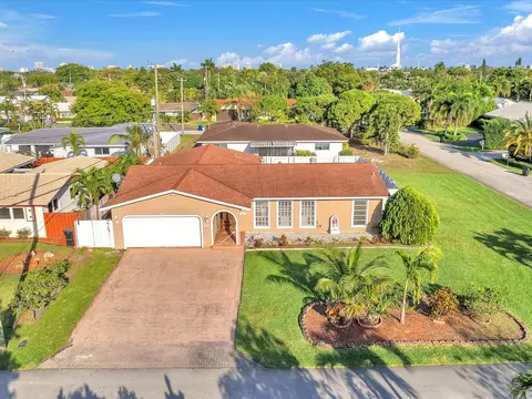 5700 NE 18th Ter, Fort Lauderdale, FL 33308