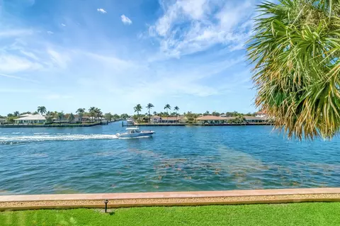 725 N Riverside Dr #205, Pompano Beach, FL 33062