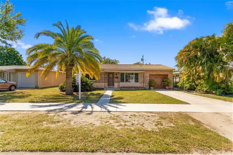 3194 Mckinley St, Hollywood, FL 33021