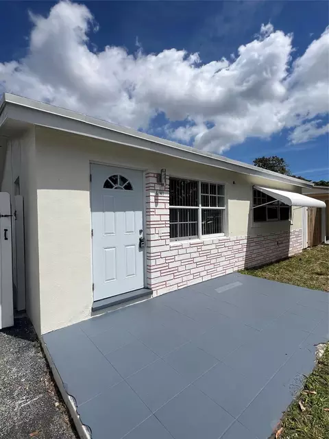 6141 SW 23rd St, Miramar, FL 33023