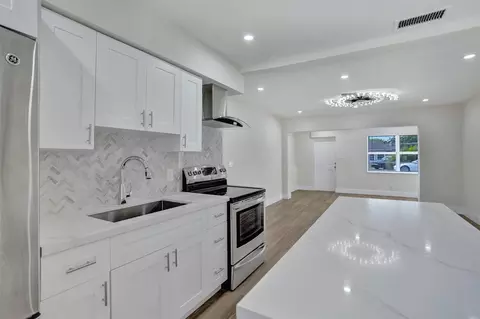 2515 Arthur, Hollywood, FL 33020