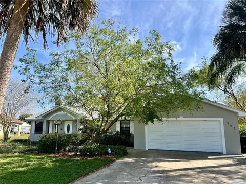 Exterior - 352 SW 85th Ave, Okeechobee, FL 34974 photo 6 of 9