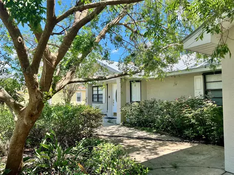 Exterior - 352 SW 85th Ave, Okeechobee, FL 34974 photo 2 of 9