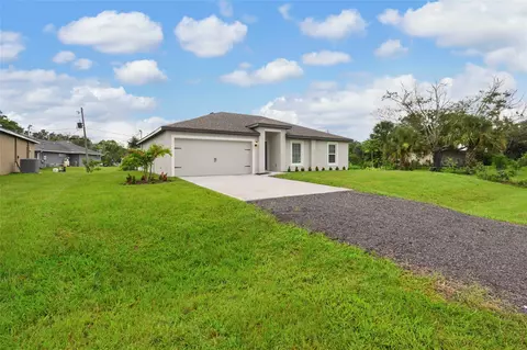 8865 W 98th Ave, Vero Beach, FL 32967