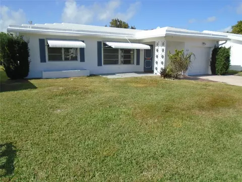 2631 W Golf Blvd, Pompano Beach, FL 33064