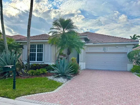 8819 Creston Ln, Boynton Beach, FL 33472