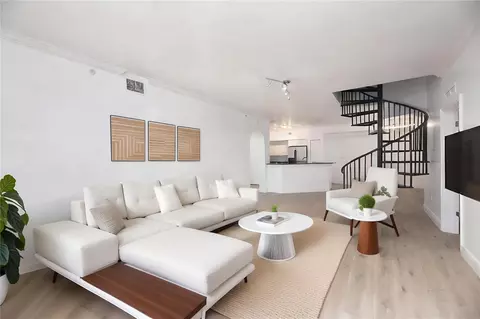 225 NE 1st St #403 PH-03, Delray Beach, FL 33444