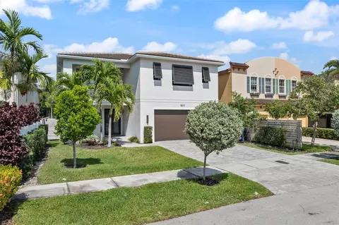 1611 NE 5th St, Fort Lauderdale, FL 33301