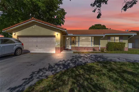 3780 NW 78th Ter, Coral Springs, FL 33065