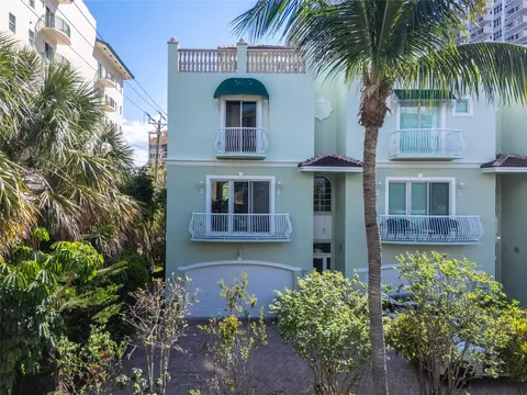 430 Sunset Dr, Pompano Beach, FL 33062