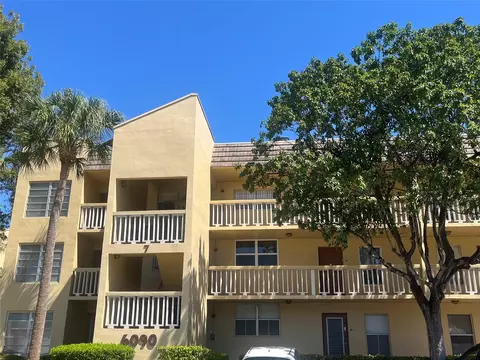 6090 NW 64th Ave #307, Tamarac, FL 33319