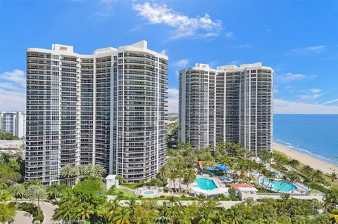 3200 N Ocean Blvd #PH 2808, Fort Lauderdale, FL 33308
