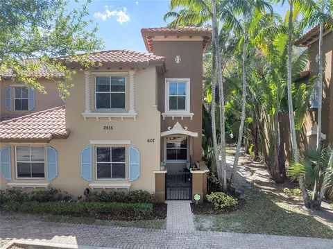 2915 Hope Valley St #607, West Palm Beach, FL 33411