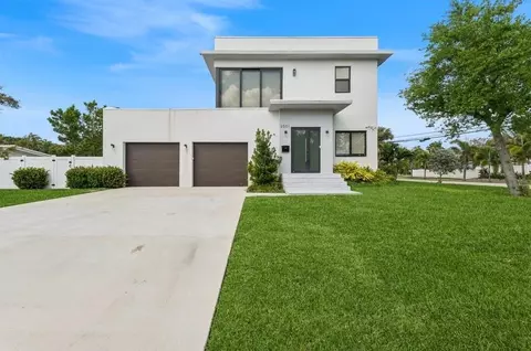 2501 NE 8th St, Pompano Beach, FL 33062