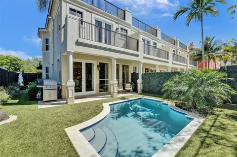 1849 NE 26th Ave #4, Fort Lauderdale, FL 33305