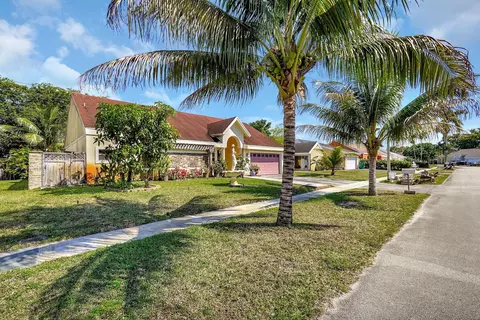 2621 Azalea Ave, Miramar, FL 33025