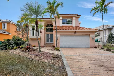 2722 Montevideo Ave, Hollywood, FL 33026