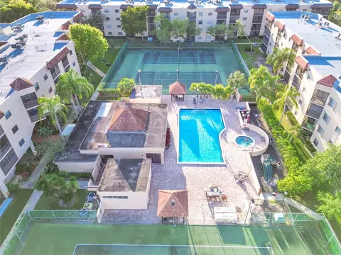 10551 W Broward Blvd #101, Plantation, FL 33324