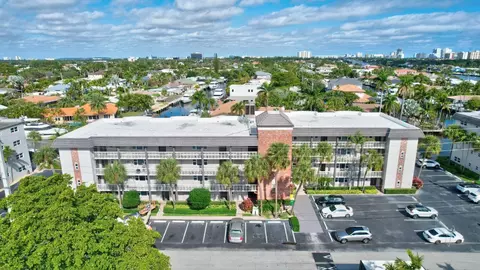 3111 NE 51st St #205, Fort Lauderdale, FL 33308