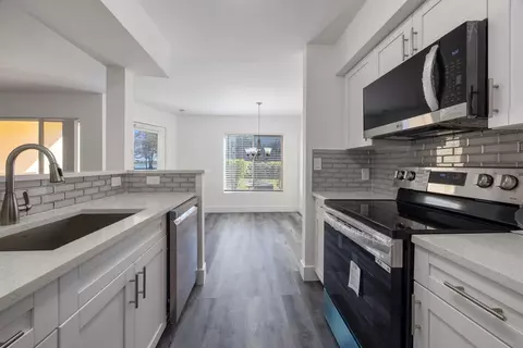 2627 NW 33rd St #2205, Oakland Park, FL 33309
