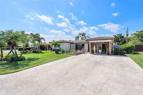 4311 NE 15th Way, Oakland Park, FL 33334