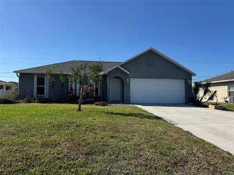458 SW Fields Ave, Port Saint Lucie, FL 34953