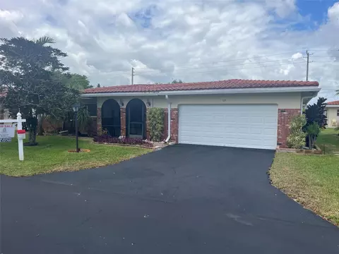 1271 NW 44th St, Pompano Beach, FL 33064