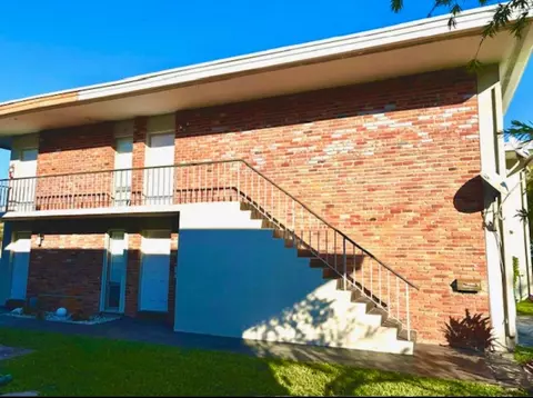 18606 Bobolink Dr #18606, Hialeah, FL 33015