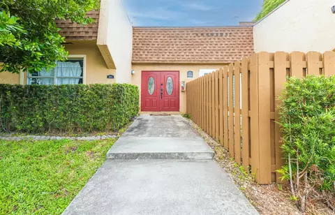 3541 NW 95th #201, Sunrise, FL 33351