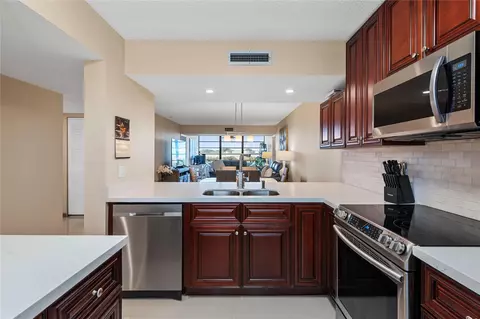 1508 Whitehall Dr #303, Davie, FL 33324