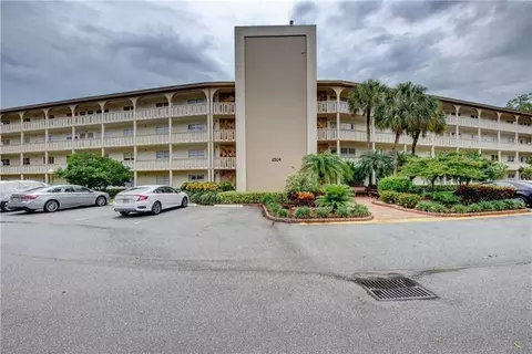 2504 Antigua Ter #G3, Coconut Creek, FL 33066