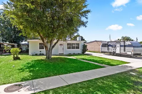 548 Beech Rd, West Palm Beach, FL 33409
