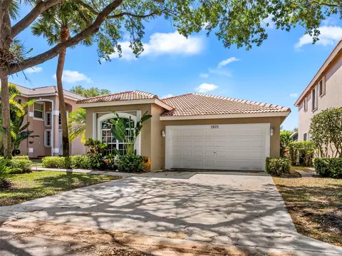 7803 NW 60th Ln, Parkland, FL 33067