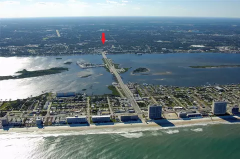 620 Ruth St, Port Orange, FL 32127