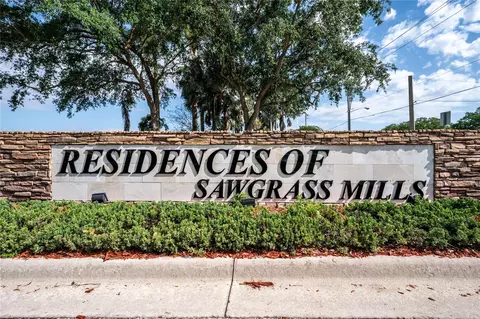 12505 NW 10th Pl, Sunrise, FL 33323