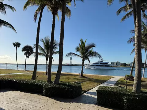 2608 Inlet Dr, Fort Lauderdale, FL 33316