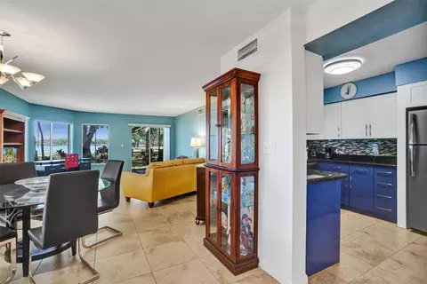 2425 NW 33rd #1301, Oakland Park, FL 33309
