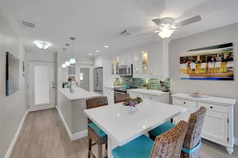 3216 SE 12th #22, Pompano Beach, FL 33062